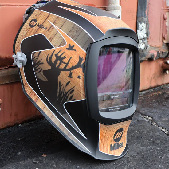 Miller Digital Infinity Welding Helmet w/ ClearLight 4x Lens, Outdoorsman